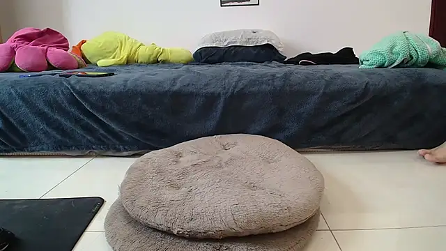 Snapshot of Grass_99 chatting on 04/20/26, 02:58 Grass 99 online show from 04/20/26, 02:58