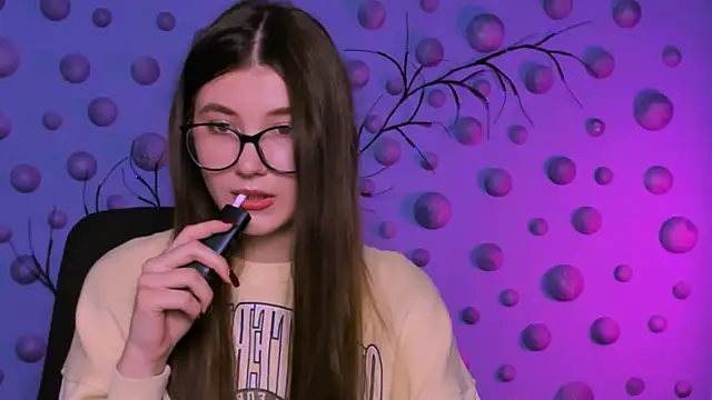 lissa night online show from 12/16/25, 10:09