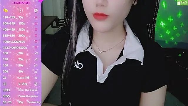 Snapshot of HanaYourlove chatting on 03/25/26, 02:39 HanaYourlove online show from 03/25/26, 02:39