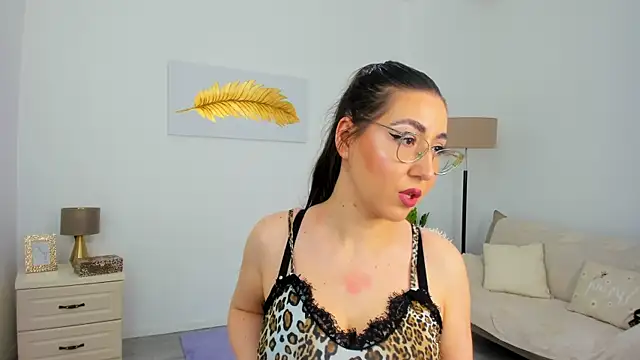 Kylie Kathy online show from 06/02/26, 08:22