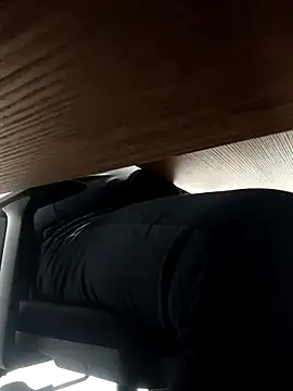 Yaman 33 online show from 11/27/25, 12:07