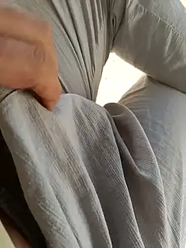 Yaman 33 online show from 02/15/26, 05:48