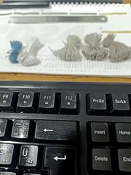 Yaman 33 online show from 02/16/26, 06:09