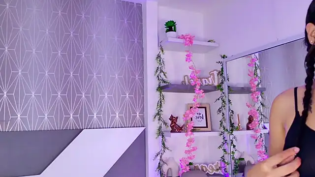 Celine Lee online show from 09/10/25, 05:13