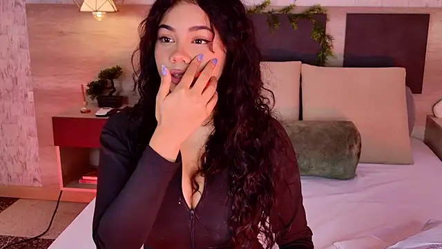 Snapshot of Celine_Lee chatting on 12/05/25, 04:58 Celine Lee online show from 12/05/25, 04:58