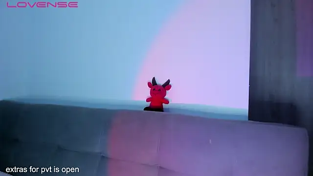 Murasaki doll online show from 01/11/26, 10:04