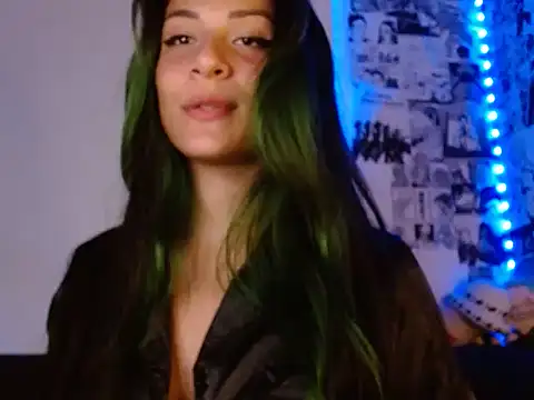 Snapshot of Chloe_paytone chatting on 04/12/26, 01:21 Chloe paytone online show from 04/12/26, 01:21