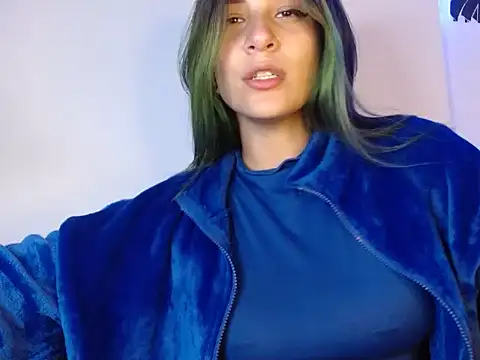 Snapshot of Chloe_paytone chatting on 04/24/26, 02:36 Chloe paytone online show from 04/24/26, 02:36