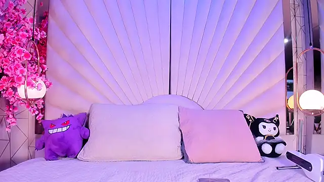 VesperVelvet online show from 07/05/26, 05:36