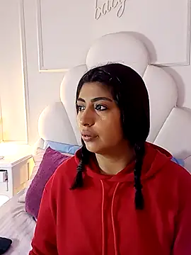 Snapshot of Kaylachannell chatting on 11/17/25, 03:34 Kaylachannell online show from 11/17/25, 03:34