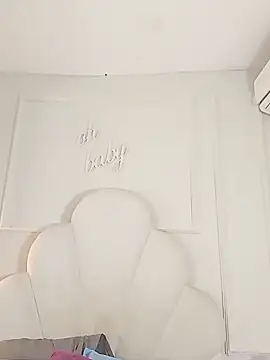 Snapshot of Kaylachannell chatting on 11/26/25, 03:51 Kaylachannell online show from 11/26/25, 03:51