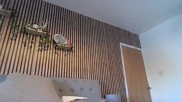 Snapshot of poppyinga1 chatting on 03/01/26, 04:09 poppyinga1 online show from 03/01/26, 04:09