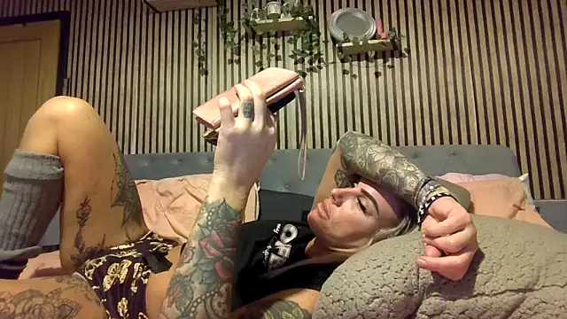 Snapshot of poppyinga1 chatting on 03/07/26, 11:46 poppyinga1 online show from 03/07/26, 11:46