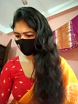 Snapshot of Prionti- chatting on 10/21/25, 02:45 Prionti- online show from 10/21/25, 02:45