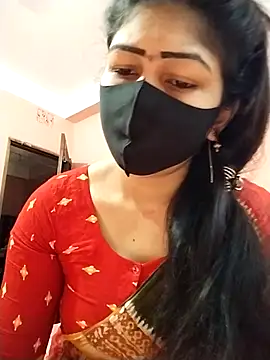 Snapshot of Prionti- chatting on 11/12/25, 03:07 Prionti- online show from 11/12/25, 03:07