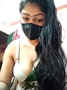 Snapshot of Prionti- chatting on 11/18/25, 03:12 Prionti- online show from 11/18/25, 03:12