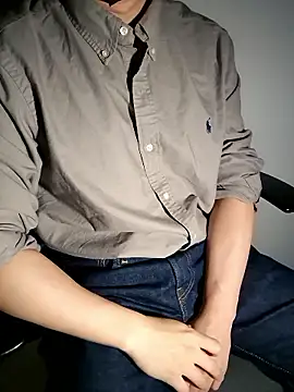 111owo111 online show from 10/02/25, 01:40