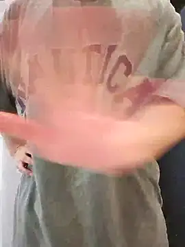 111owo111 online show from 10/19/25, 12:39