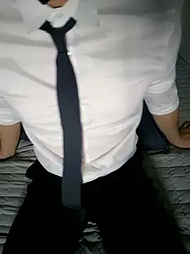 Snapshot of 111owo111 chatting on 04/07/26, 01:33 111owo111 online show from 04/07/26, 01:33