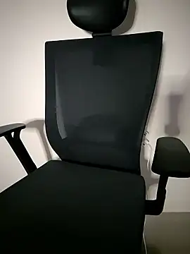 Snapshot of 111owo111 chatting on 04/11/26, 03:38 111owo111 online show from 04/11/26, 03:38