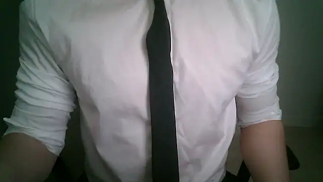 Snapshot of 111owo111 chatting on 04/20/26, 12:19 111owo111 online show from 04/20/26, 12:19