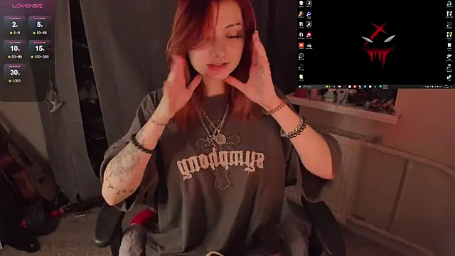 Snapshot of Melante chatting on 11/22/25, 08:46 Melante online show from 11/22/25, 08:46