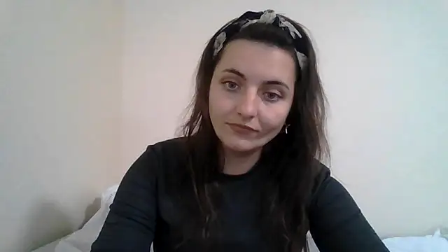 DInaraXRose online show from 10/09/25, 10:35