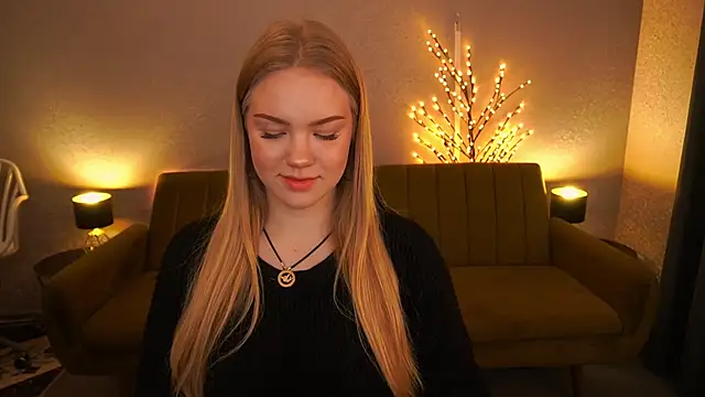 Snapshot of CelesteNoir chatting on 12/02/25, 07:47 CelesteNoir online show from 12/02/25, 07:47