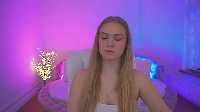 CelesteNoir online show from 02/18/26, 08:43