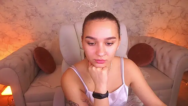 UrMuseOn online show from 11/03/25, 08:04