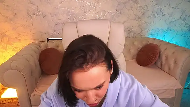 UrMuseOn online show from 12/14/25, 08:20