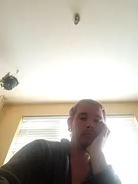 piercingpik online show from 10/17/25, 08:50