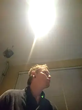 piercingpik online show from 10/28/25, 09:28