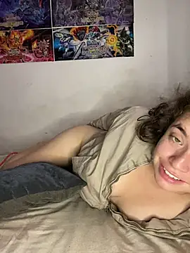 Snapshot of Lucy_YupiSweet chatting on 12/02/25, 03:18 Lucy YupiSweet online show from 12/02/25, 03:18