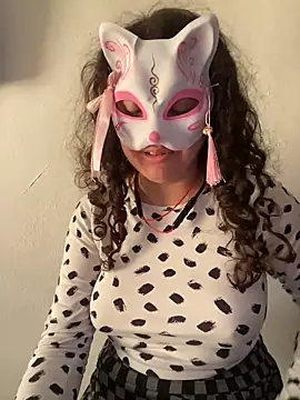 Snapshot of Lucy_YupiSweet chatting on 02/02/26, 05:00 Lucy YupiSweet online show from 02/02/26, 05:00