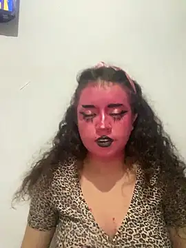 Snapshot of Lucy_YupiSweet chatting on 04/10/26, 08:41 Lucy YupiSweet online show from 04/10/26, 08:41