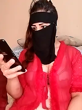 Snapshot of Sofia_maroc99 chatting on 06/11/26, 02:00 Sofia maroc99 online show from 06/11/26, 02:00
