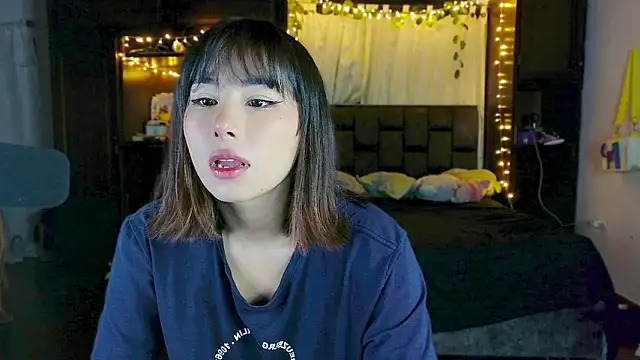 Shisuku Sophi online show from 02/20/26, 01:35