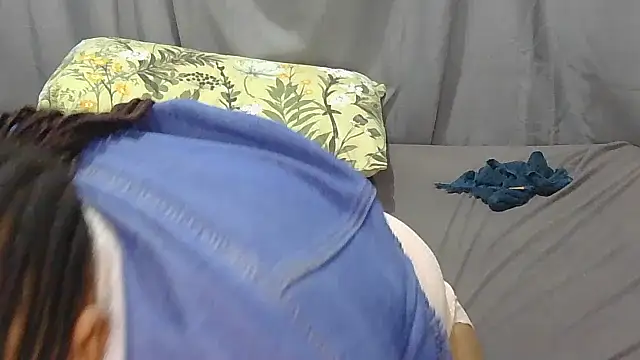 Snapshot of BigSexyEbony chatting on 06/05/26, 10:15 BigSexyEbony online show from 06/05/26, 10:15