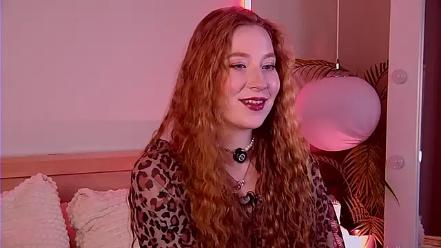 MiaEuphoria  online show from 02/04/26, 04:07