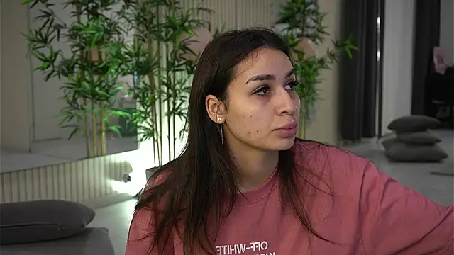 Snapshot of EmmaBlanco chatting on 03/05/26, 06:59 EmmaBlanco online show from 03/05/26, 06:59