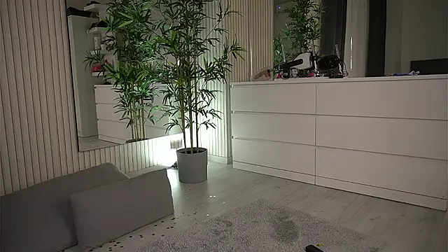 Snapshot of EmmaBlanco chatting on 03/10/26, 06:29 EmmaBlanco online show from 03/10/26, 06:29