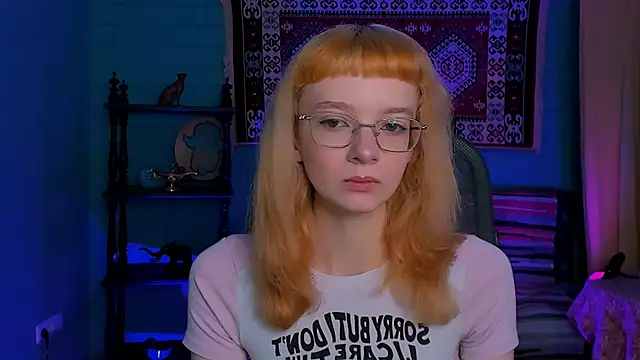 MollyJiggles online show from 10/28/25, 12:19