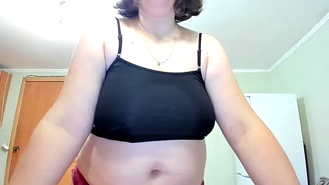 Snapshot of KATTYWARM_ chatting on 12/03/25, 09:57 KATTYWARM online show from 12/03/25, 09:57