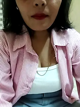 Snapshot of Pihu_Chopra chatting on 05/03/26, 06:52 Pihu Chopra online show from 05/03/26, 06:52
