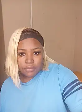 Snapshot of SexyEbonyy_ chatting on 09/20/25, 08:37 SexyEbonyy online show from 09/20/25, 08:37