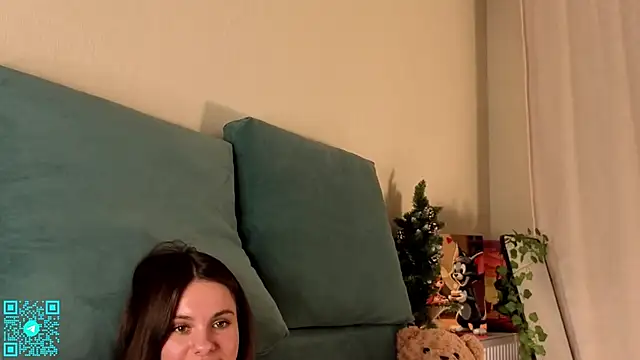 Snapshot of chloemilka chatting on 03/14/26, 07:30 chloemilka online show from 03/14/26, 07:30