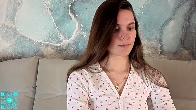 Snapshot of chloemilka chatting on 04/11/26, 06:23 chloemilka online show from 04/11/26, 06:23