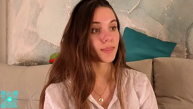 Snapshot of chloemilka chatting on 07/13/26, 06:44 chloemilka online show from 07/13/26, 06:44