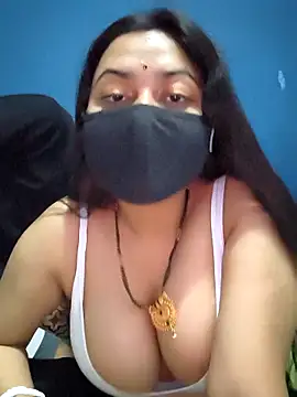 Snapshot of SassyWildCouple chatting on 09/10/25, 04:29 SassyWildCouple online show from 09/10/25, 04:29